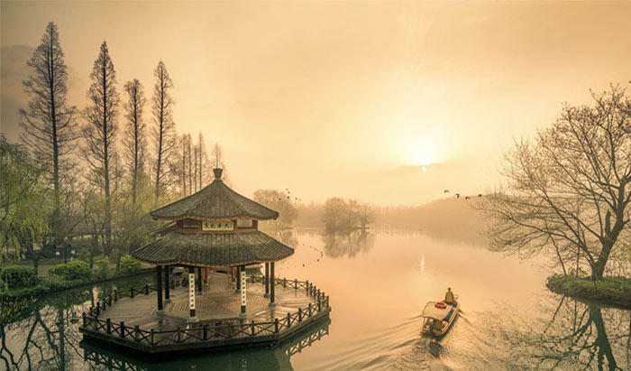 中國(guó)詩(shī)人的邀請(qǐng)函 現(xiàn)代人是寫不出來的