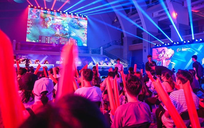 1%的演出改編節目就能讓年會活動嗨翻全場!